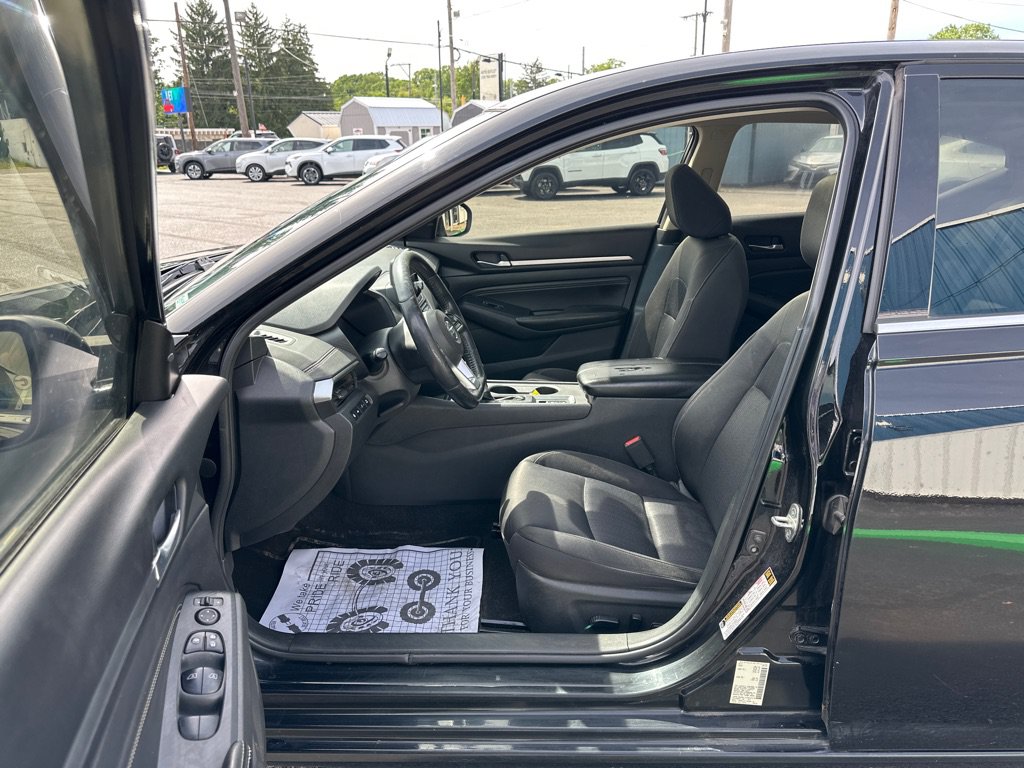 Used 2019 Nissan Altima 2.5 SV FWD image 8