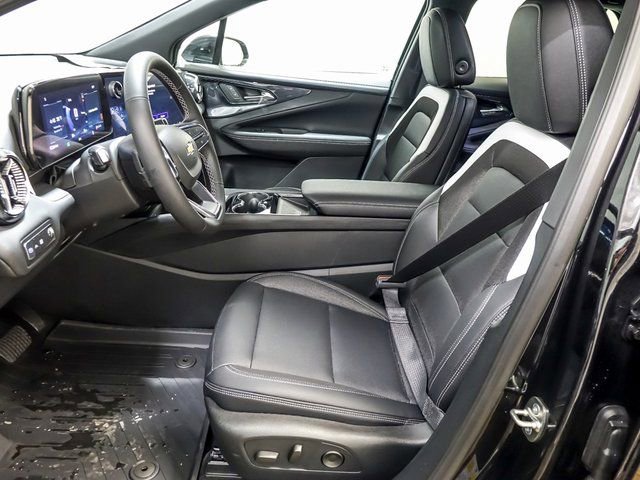 New 2026 Chevrolet Blazer EV LT image 10