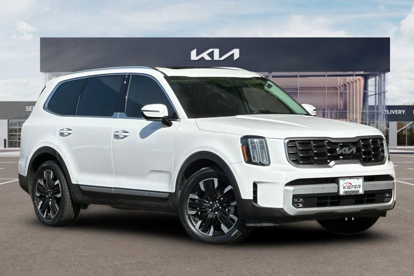 Used 2025 Kia Telluride SX Prestige AWD/4WD image 2