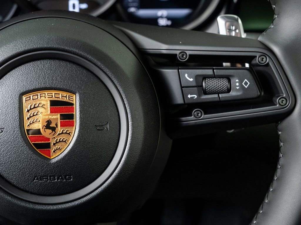 New 2026 Porsche Macan AWD/4WD image 11