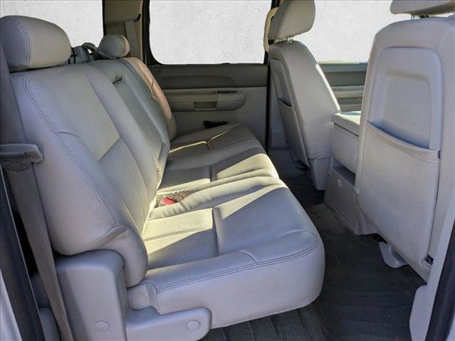Used 2011 GMC Sierra 1500 SLE w/ Regional Value Package image 17