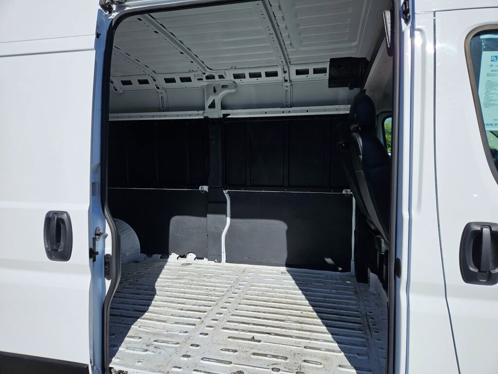 Used 2023 RAM ProMaster 2500 FWD image 14