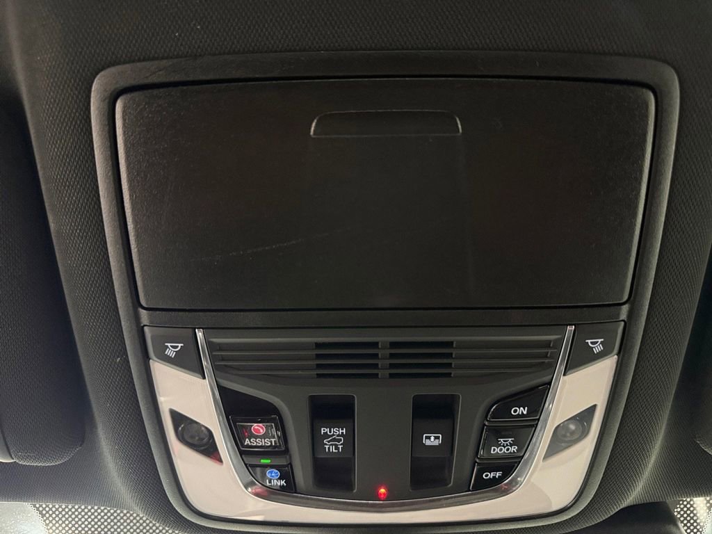 Used 2019 Acura RDX A-Spec AWD/4WD image 36