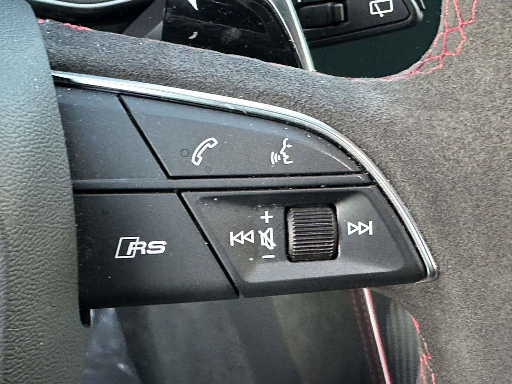 Used 2024 Audi RS Q8 image 23
