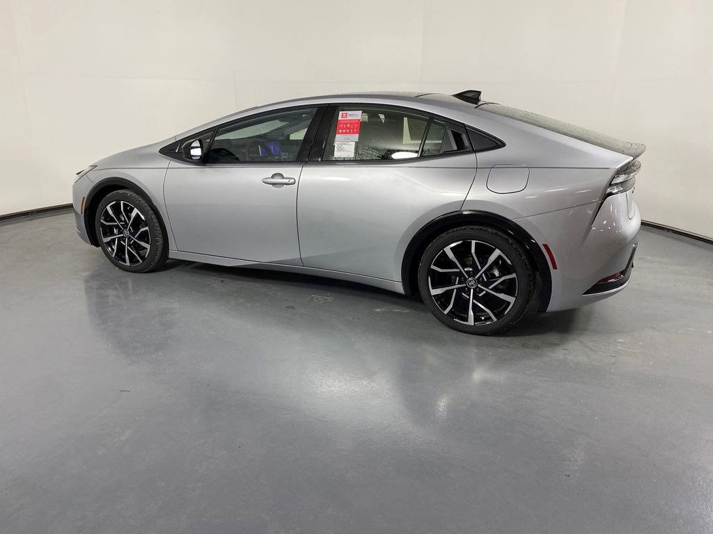 New 2026 Toyota Prius Plug-In Hybrid image 6