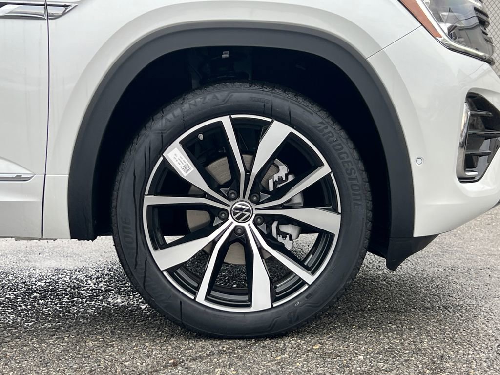 New 2026 Volkswagen Atlas SEL Premium R-Line image 7