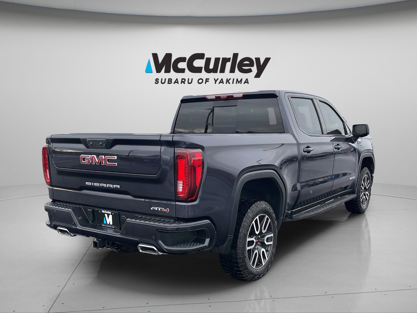 Used 2022 GMC Sierra 1500 AT4 w/ AT4 Premium Package image 13