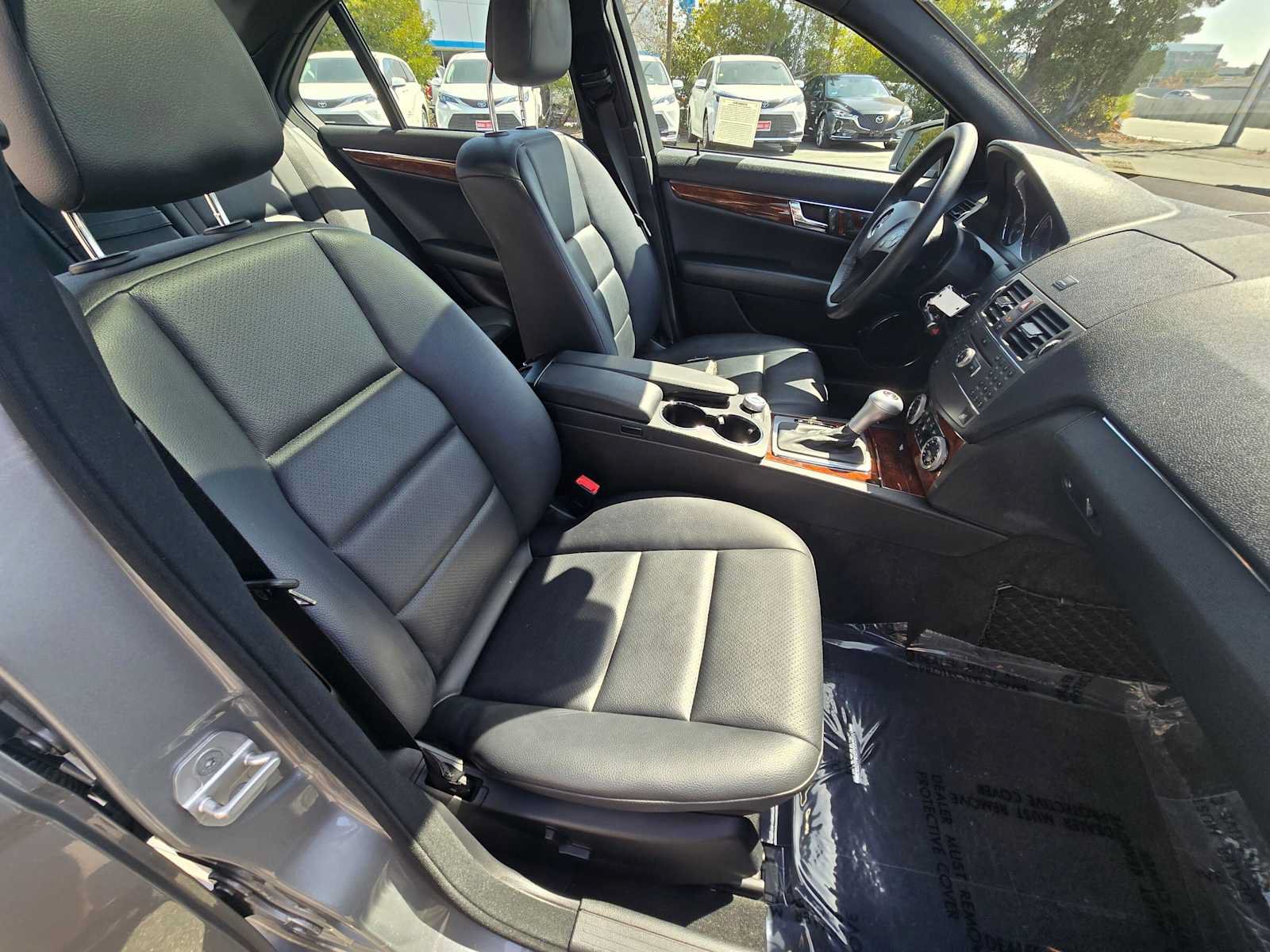 Used 2010 Mercedes-Benz C 300 Sedan image 10