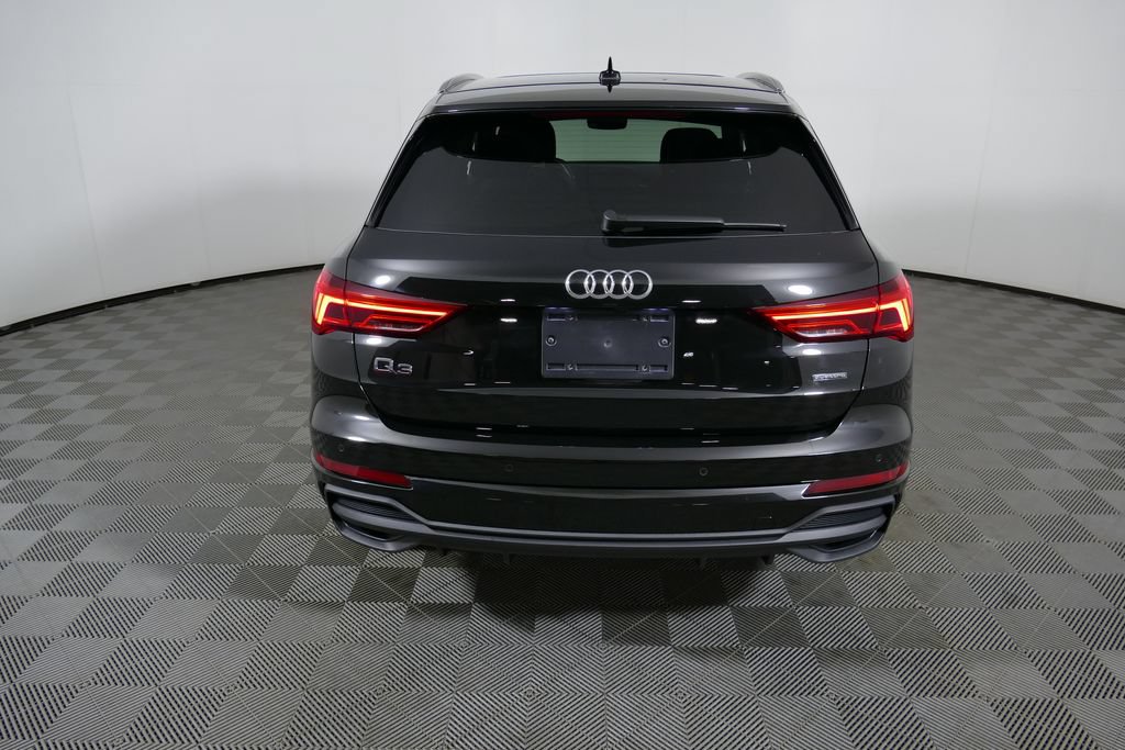 Used 2023 Audi Q3 2.0T Premium Plus w/ Premium Plus Package AWD/4WD image 4