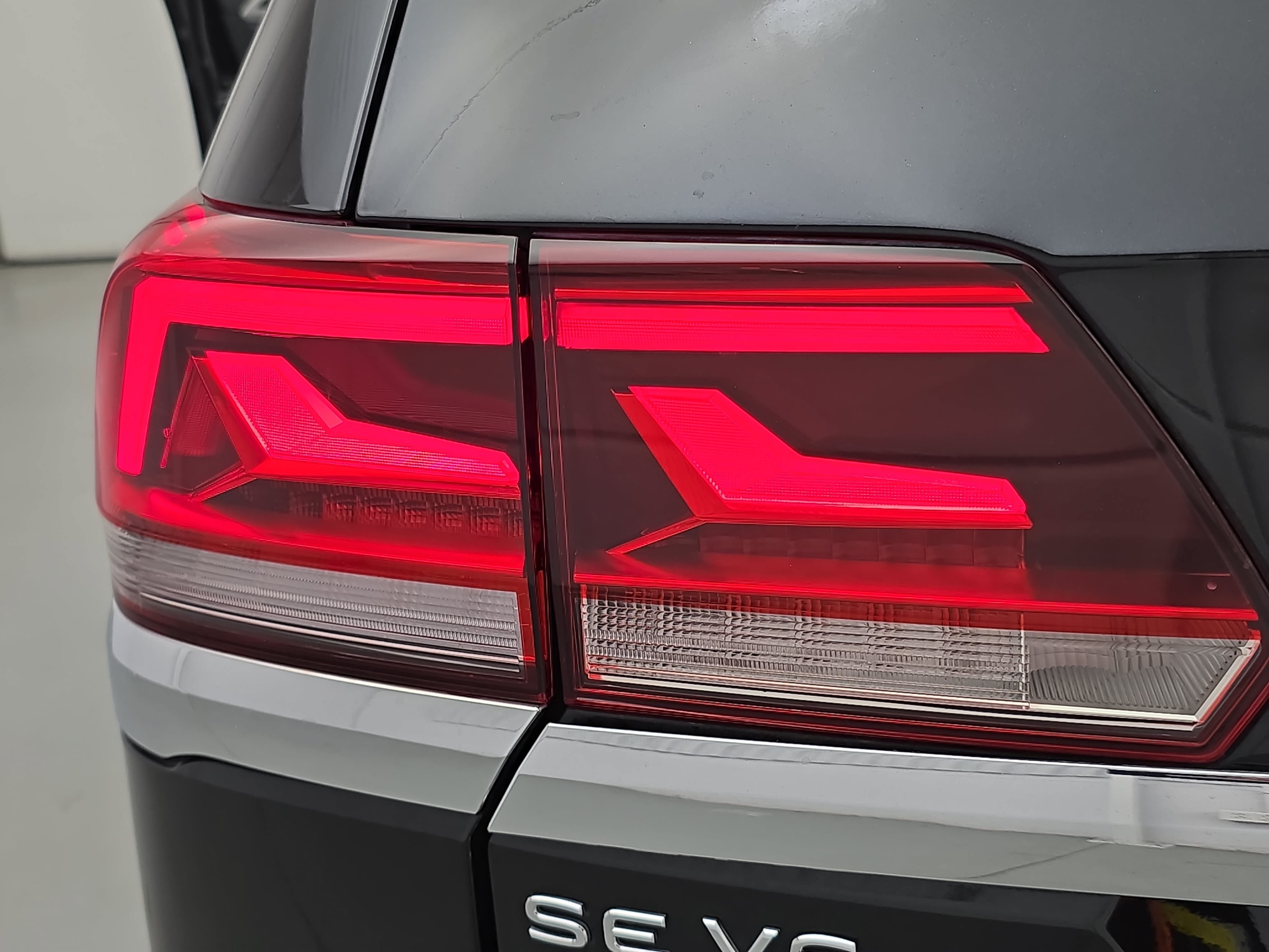 Used 2022 Volkswagen Atlas SE AWD/4WD image 35