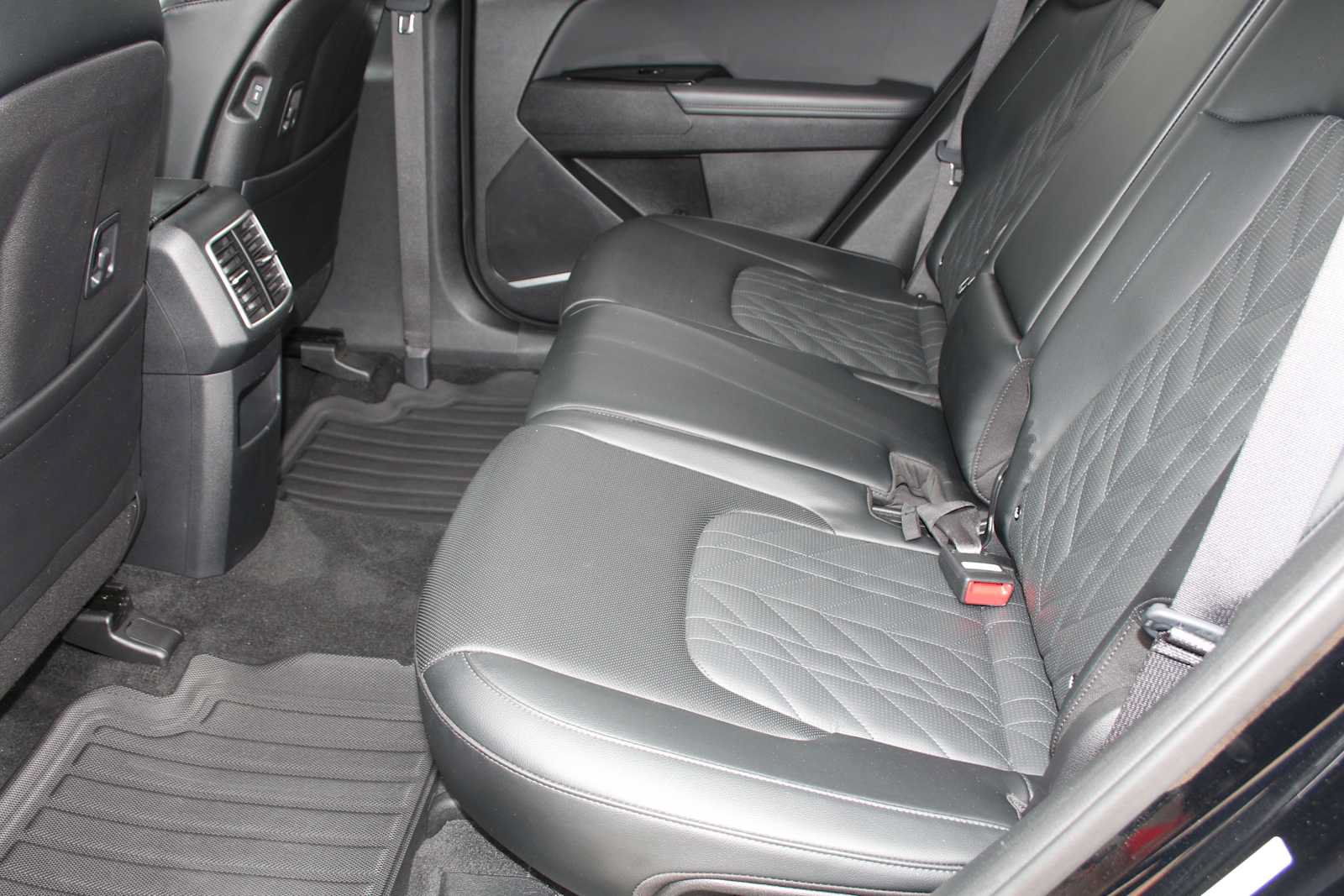 Used 2023 Kia Sportage X-Line w/ X-Line Premium Package AWD/4WD image 22