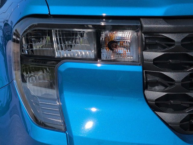 New 2026 Ford Maverick XLT w/ XLT Luxury Package FWD image 10