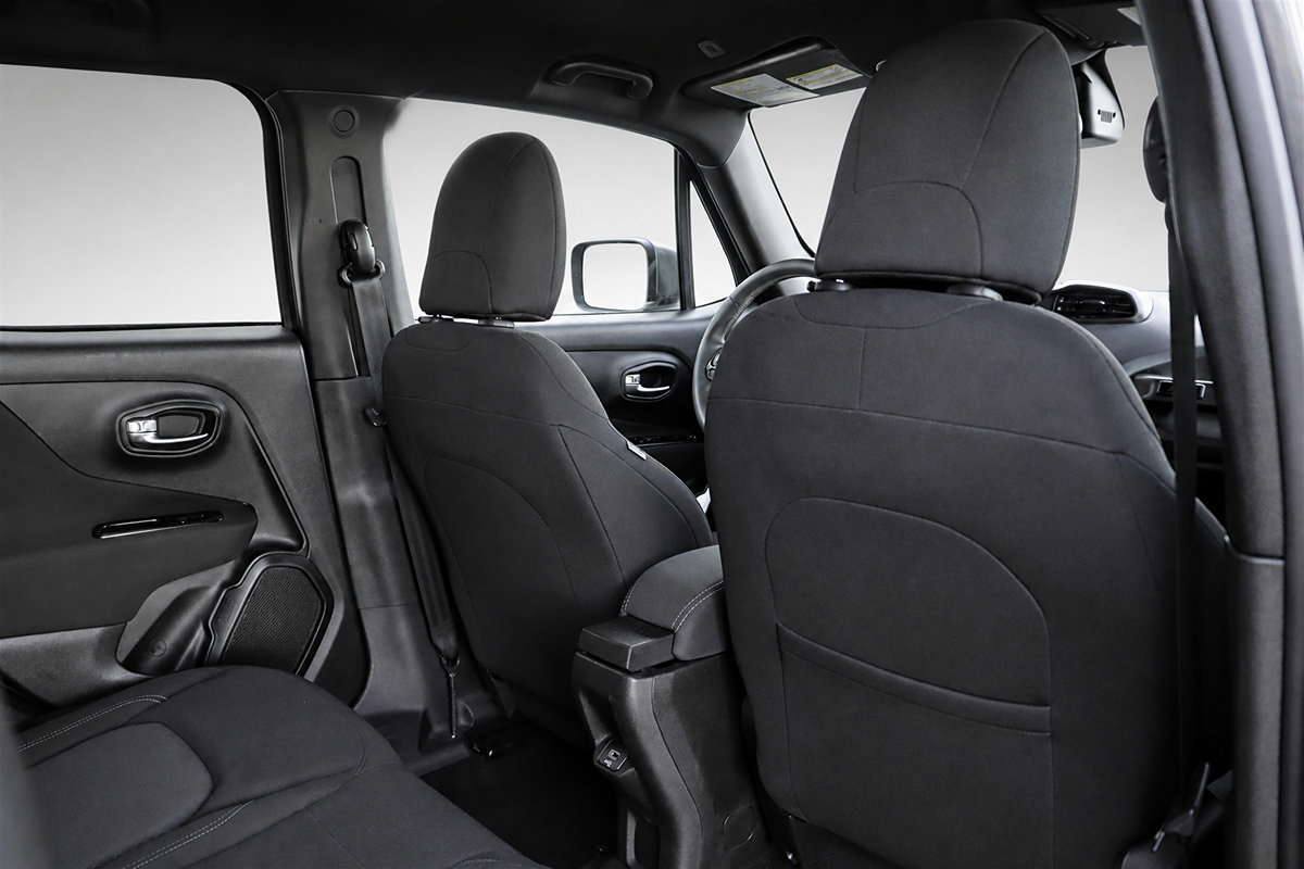 Used 2021 Jeep Renegade Latitude AWD/4WD image 15