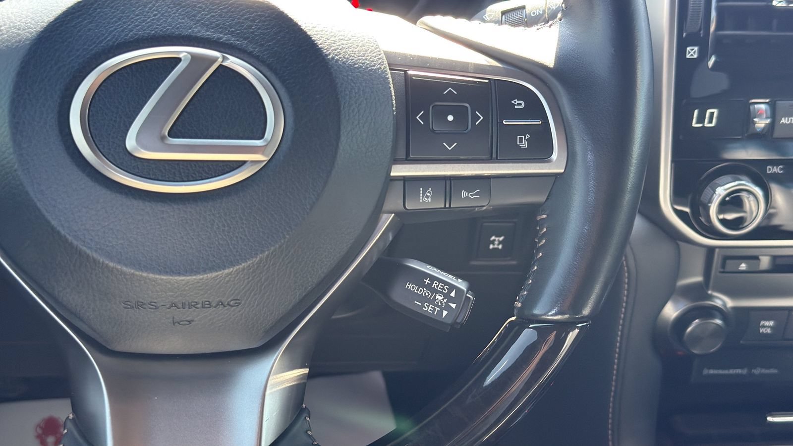 Used 2023 Lexus GX 460 Premium w/ Premium Package AWD/4WD image 15