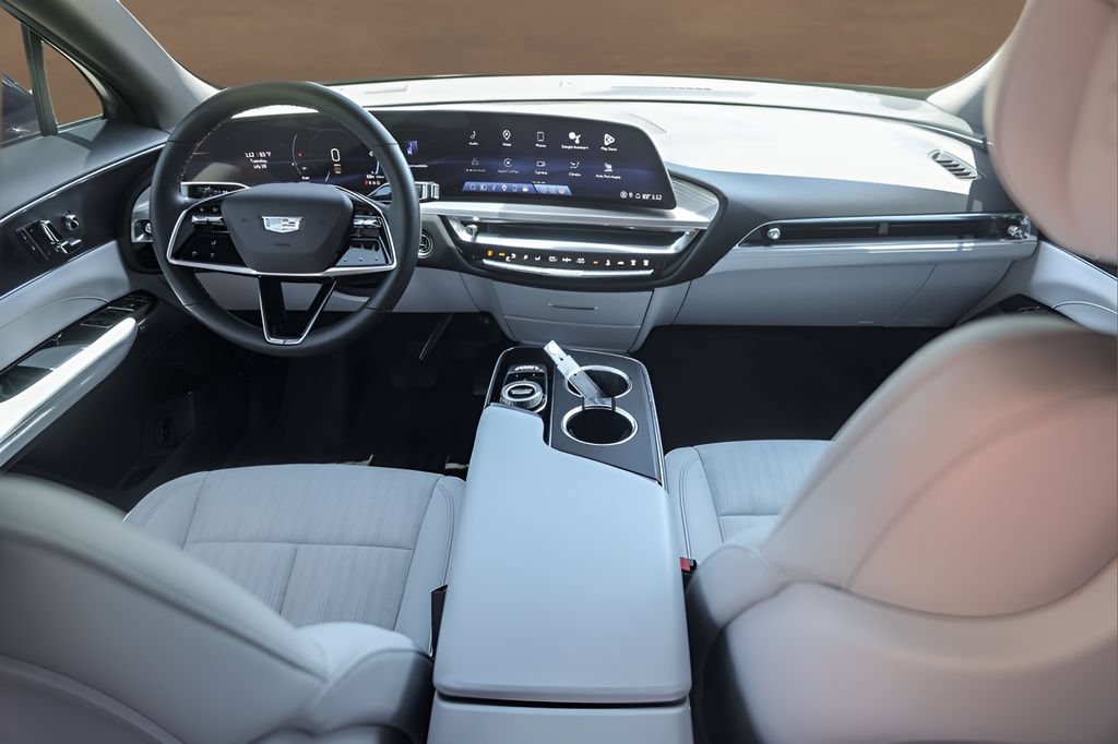 Certified 2024 Cadillac Lyriq Sport AWD/4WD image 22