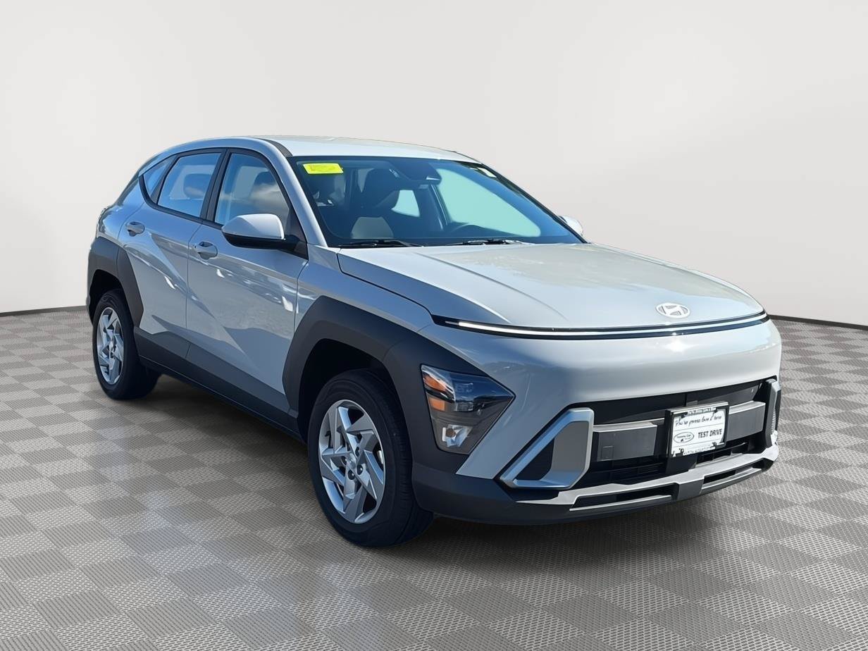 Used 2026 Hyundai Kona SE AWD/4WD image 3