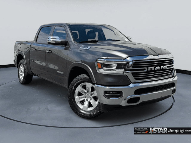 Used 2021 RAM 1500 Laramie AWD/4WD image 3