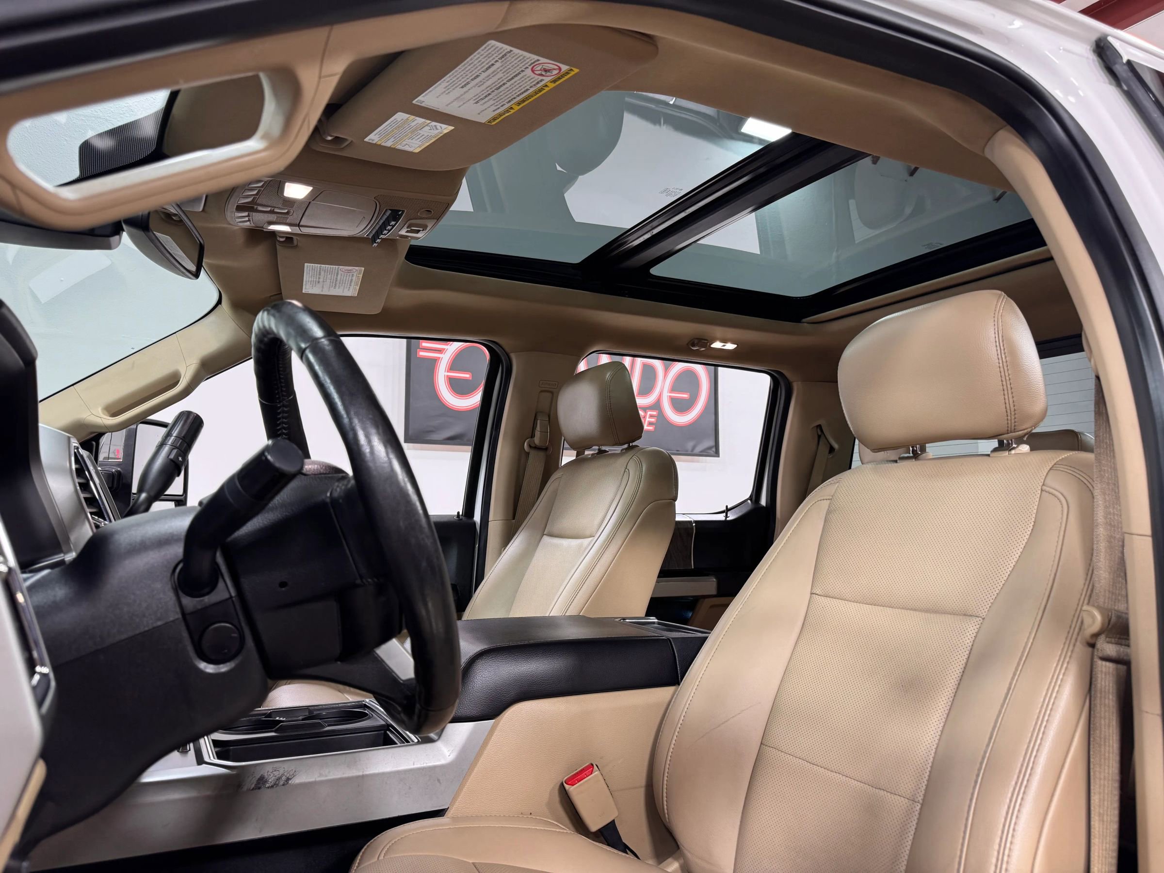 Used 2017 Ford F350 Lariat w/ Lariat Ultimate Package image 13