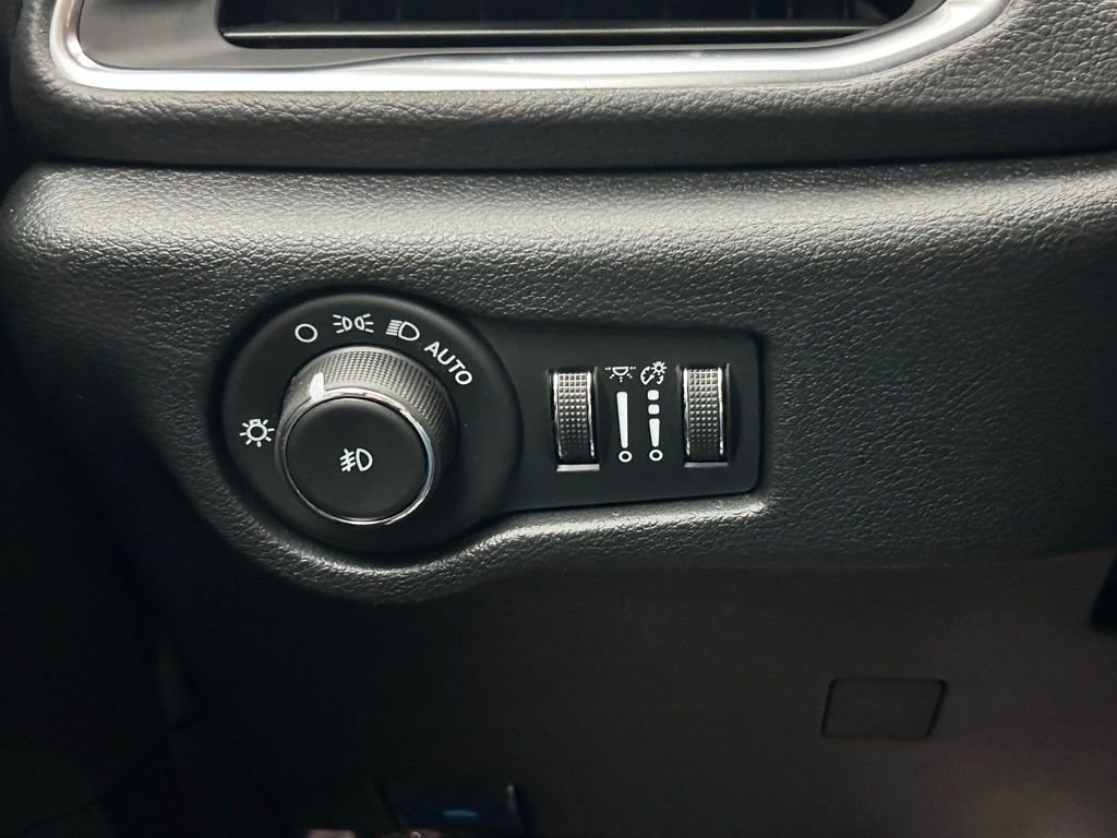 New 2026 Chrysler Pacifica Limited w/ S Appearance Package image 21