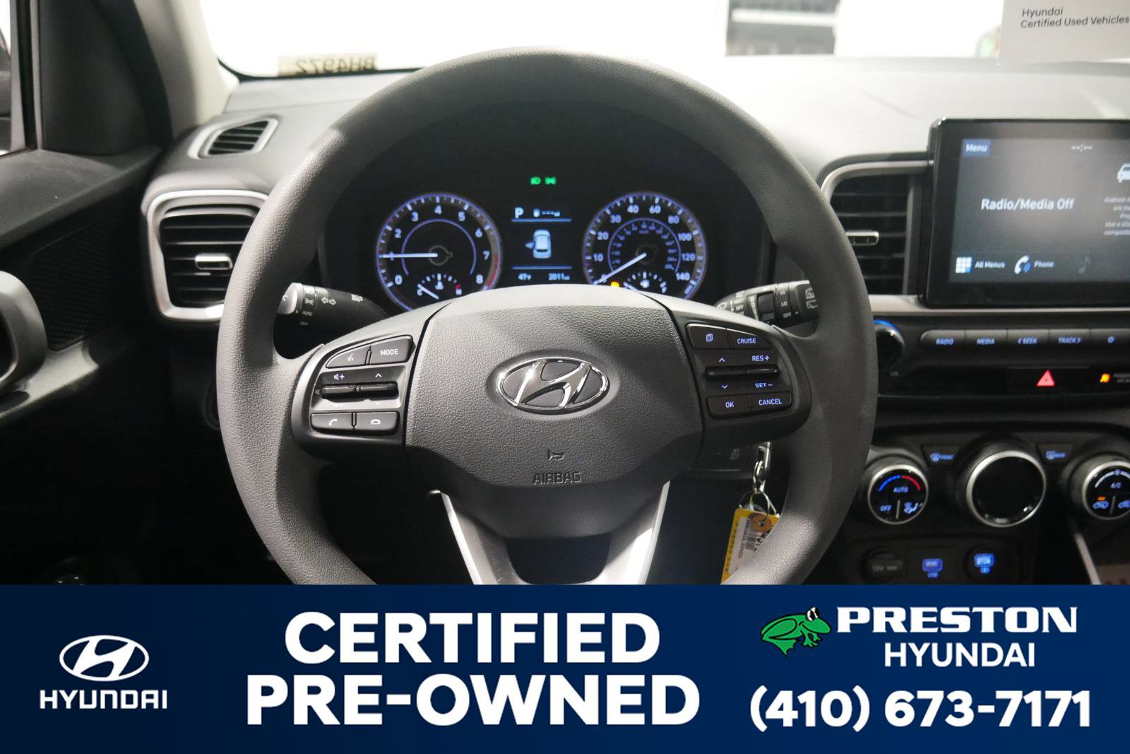 Used 2020 Hyundai Venue SEL image 20