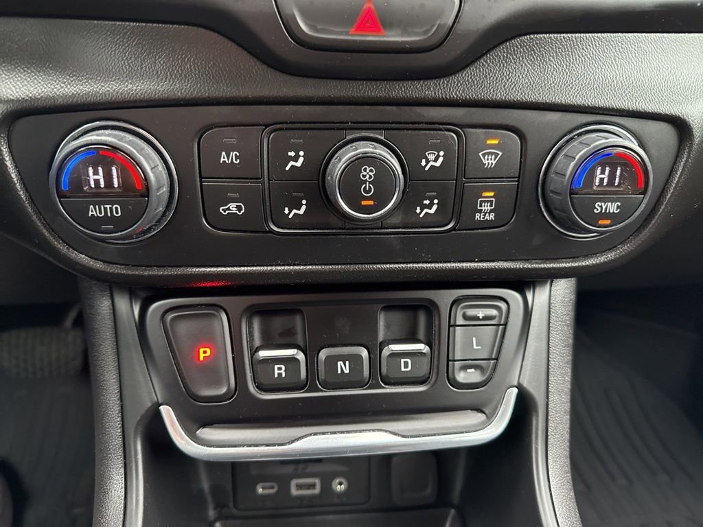 Used 2020 GMC Terrain SLT w/ Preferred Package image 46