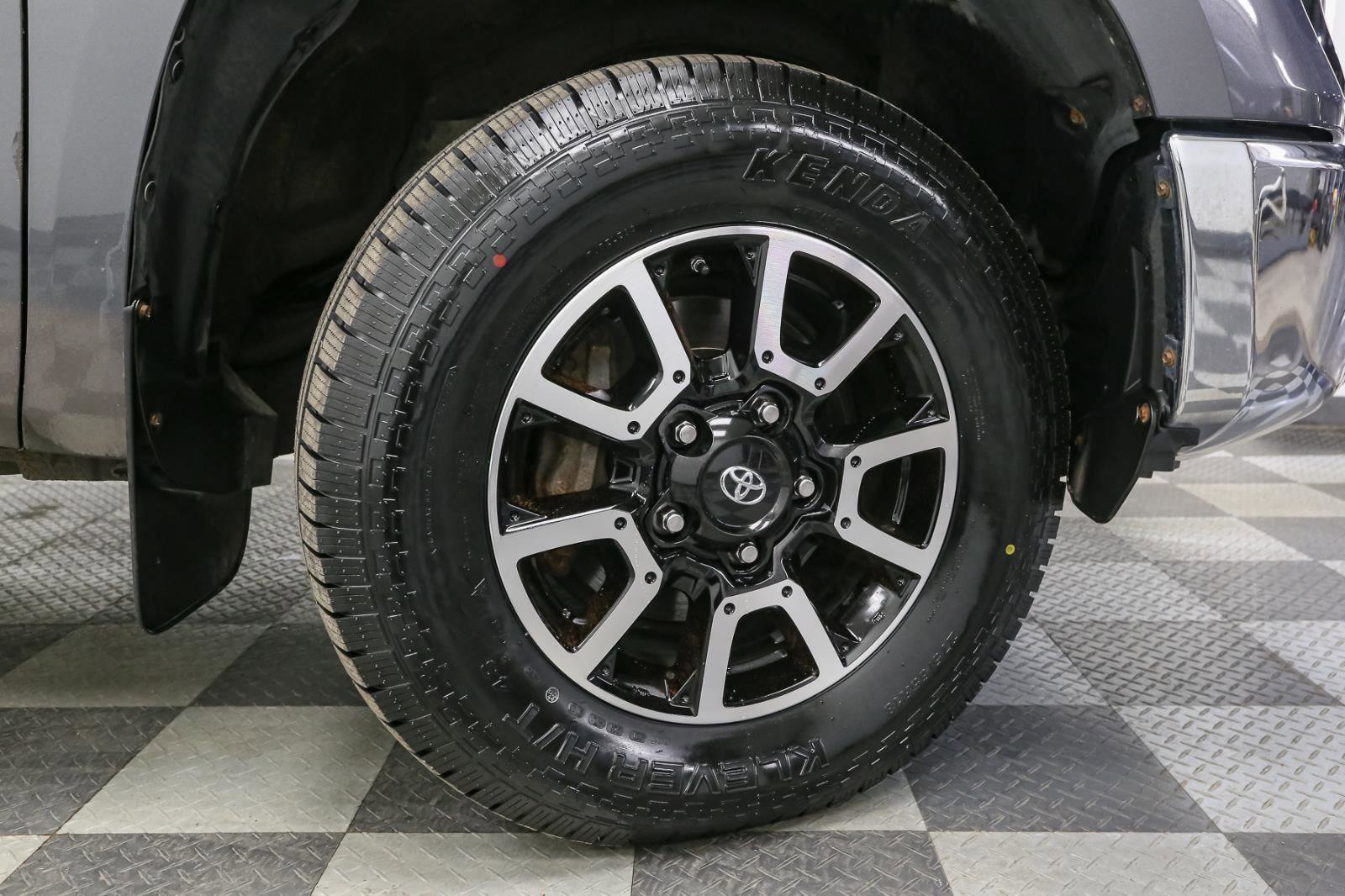 Used 2016 Toyota Tundra SR5 image 14