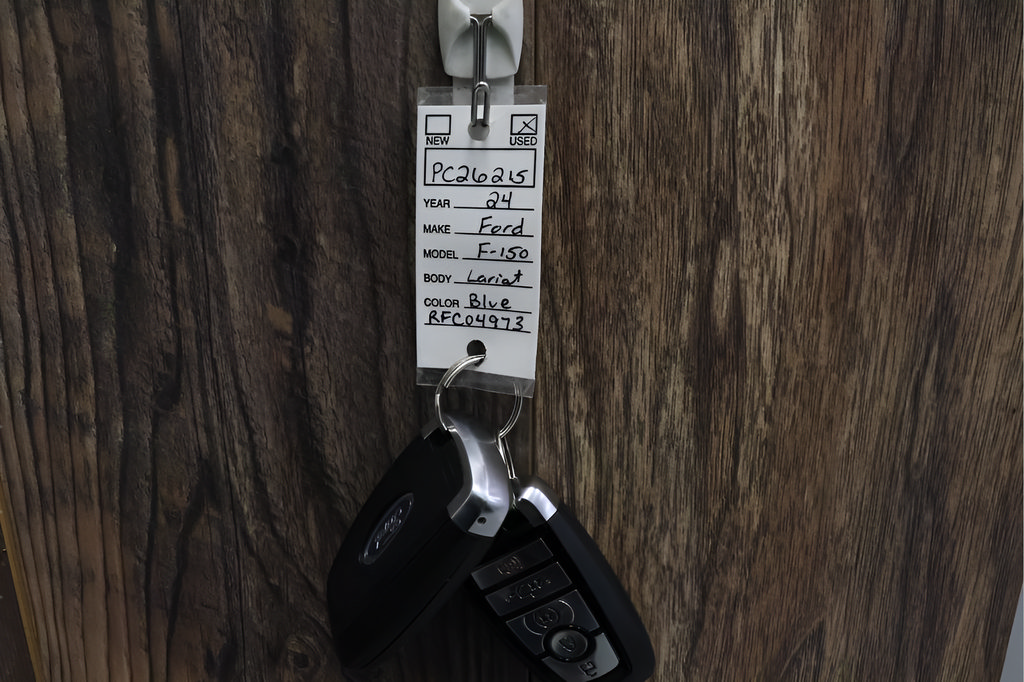 Used 2024 Ford F150 Lariat AWD/4WD image 41