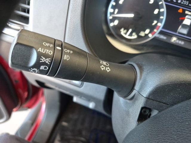 Used 2022 Nissan Frontier SV w/ SV Premium Package image 25