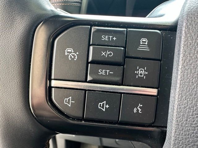 Used 2023 Ford Expedition Platinum AWD/4WD image 25