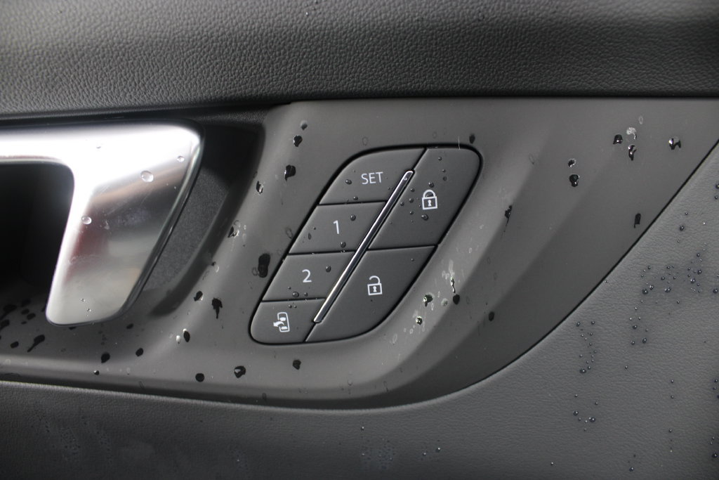 New 2027 Buick Enclave Sport Touring w/ Power Package FWD image 17