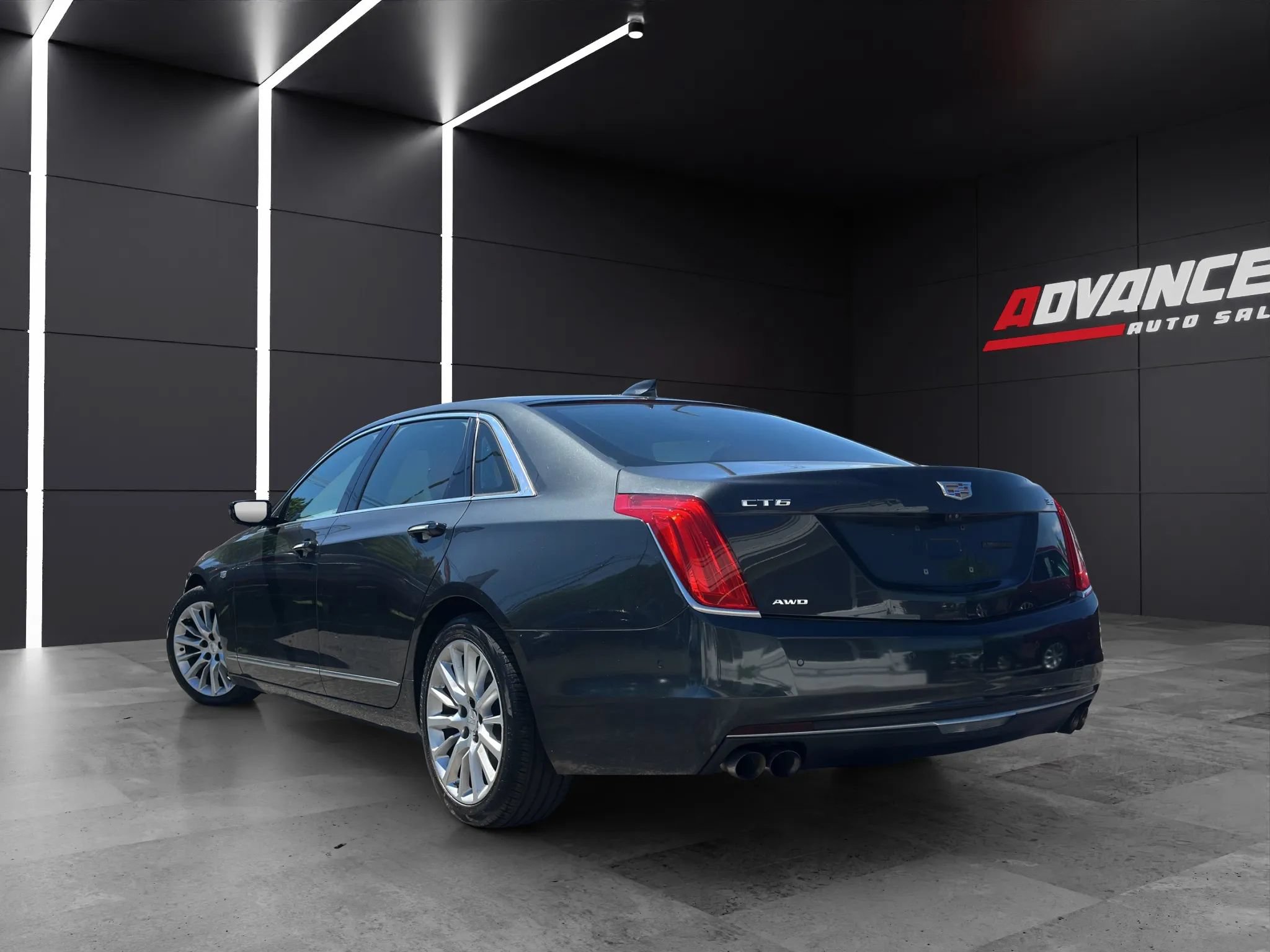 Used 2016 Cadillac CT6 Luxury AWD/4WD image 4