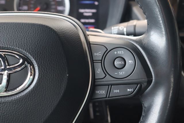 Used 2020 Toyota Corolla SE image 31