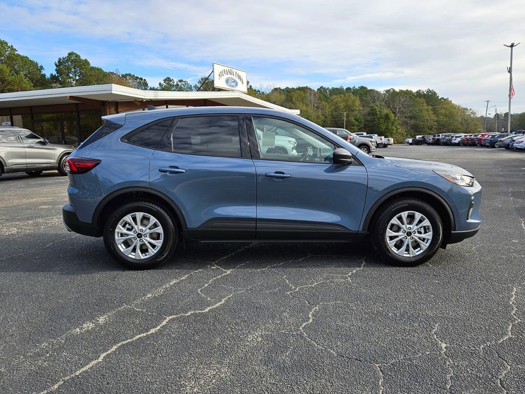 New 2026 Ford Escape Active w/ Cold Weather Package FWD image 12