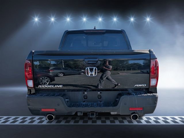 Used 2023 Honda Ridgeline RTL-E image 4