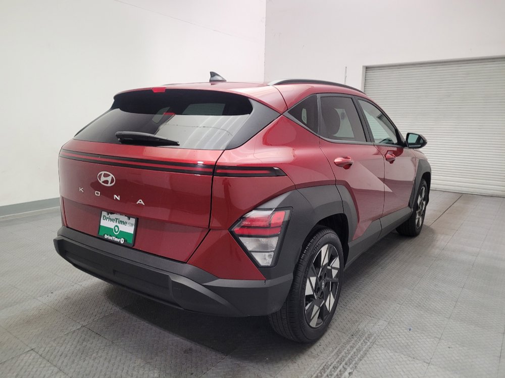 Used 2025 Hyundai Kona SEL FWD image 9