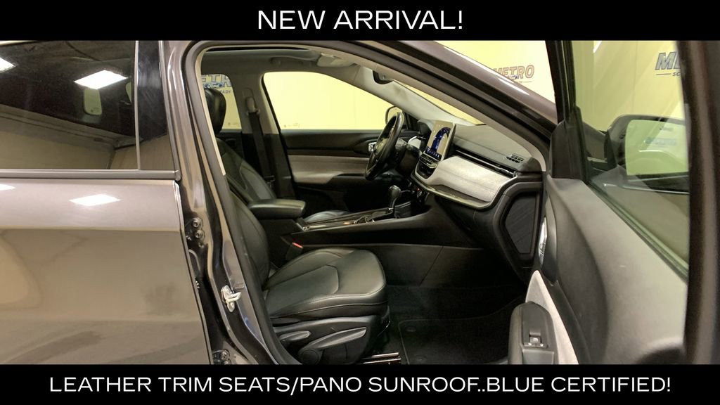 Used 2022 Jeep Compass Latitude w/ Sun and Sound Group AWD/4WD image 13