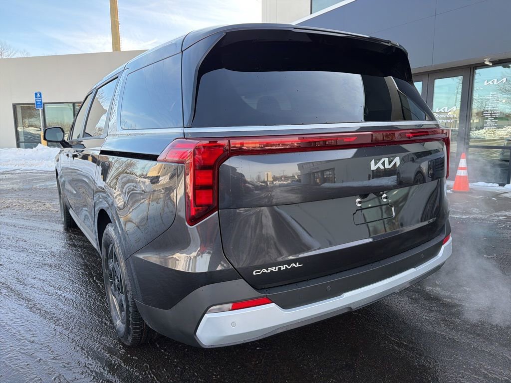 New 2026 Kia Carnival LX FWD image 9