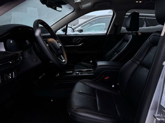 Certified 2023 Lincoln Corsair AWD w/ Equipment Group 101A image 21