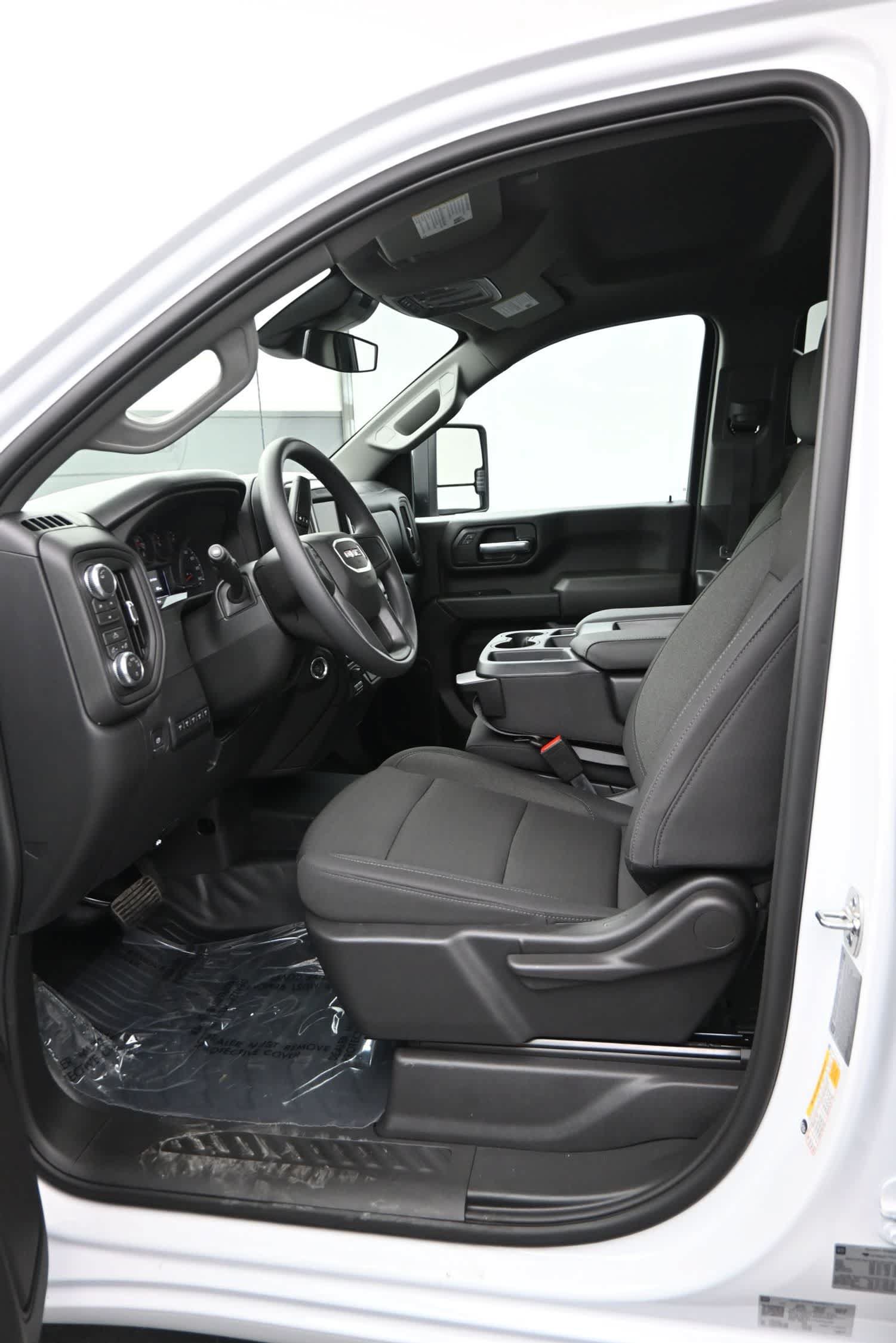 Used 2026 GMC Sierra 2500 Pro w/ Convenience Package AWD/4WD image 11