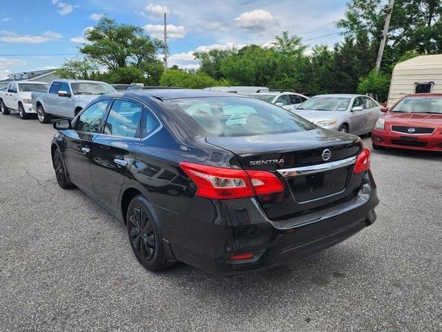Used 2016 Nissan Sentra S FWD image 5