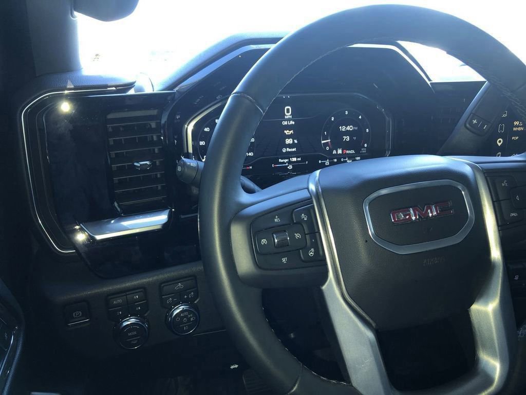 Used 2025 GMC Sierra 1500 Elevation image 26