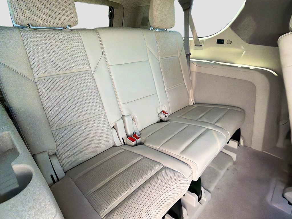 Used 2021 Cadillac Escalade ESV Premium Luxury Platinum image 22