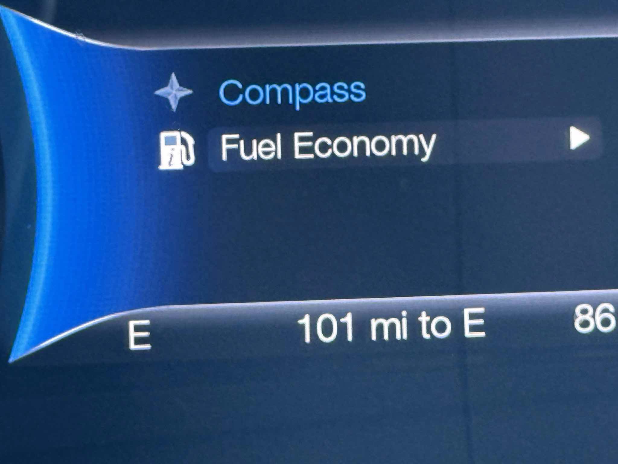 Used 2016 Ford Fusion SE FWD image 16