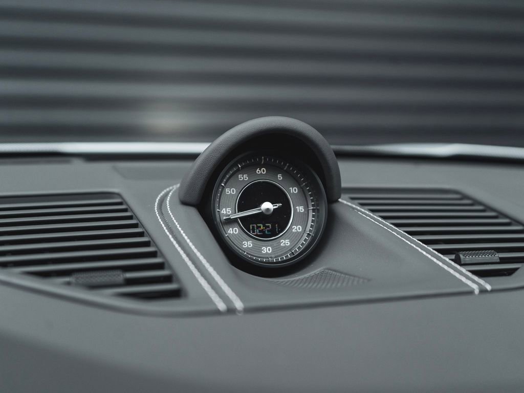 Used 2025 Porsche 911 Turbo S image 22