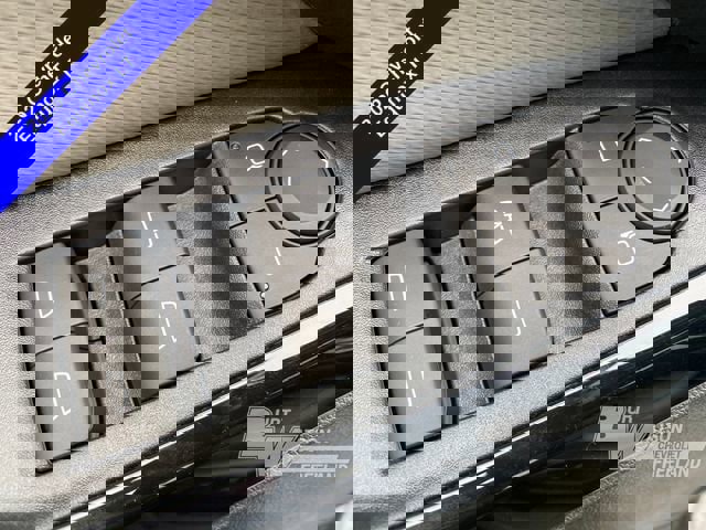 New 2026 Chevrolet Equinox LT w/ Convenience Package II image 12