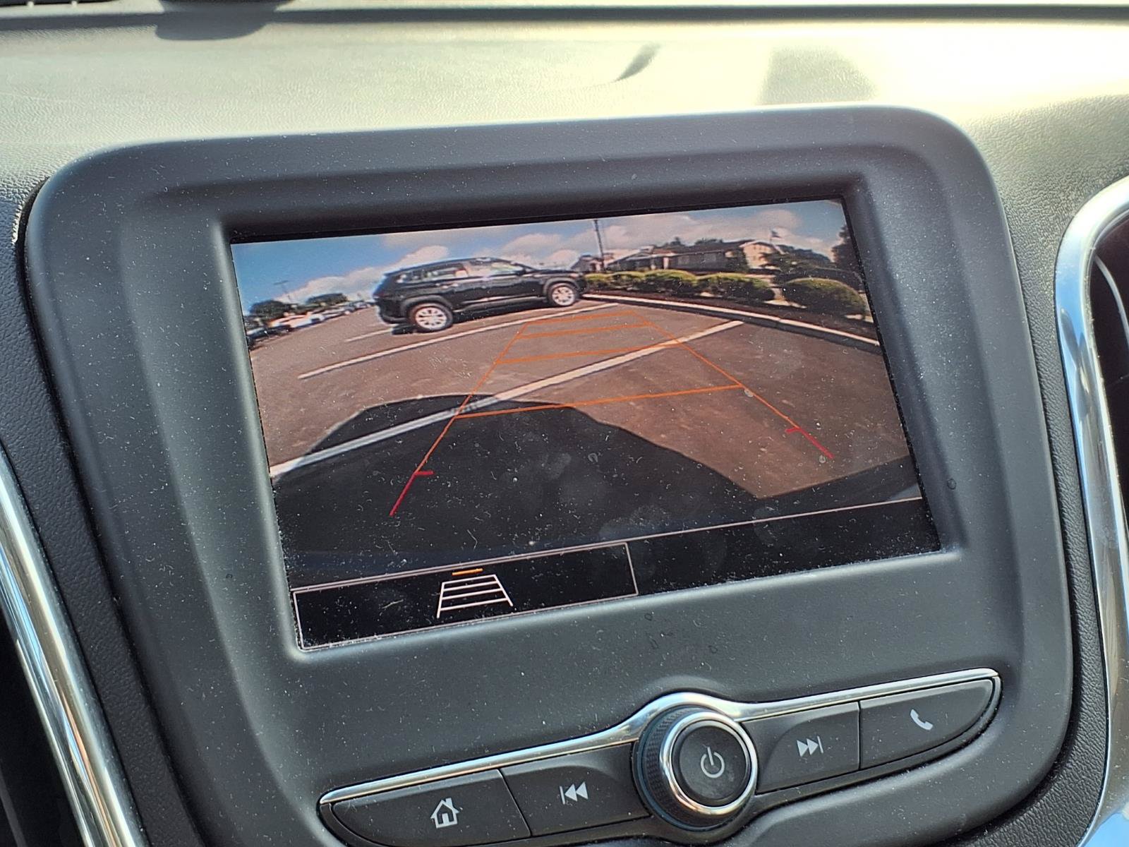 Used 2022 Chevrolet Equinox LT FWD image 10