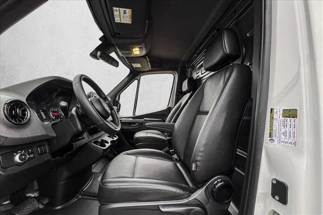 Used 2026 Mercedes-Benz Sprinter 2500 image 15