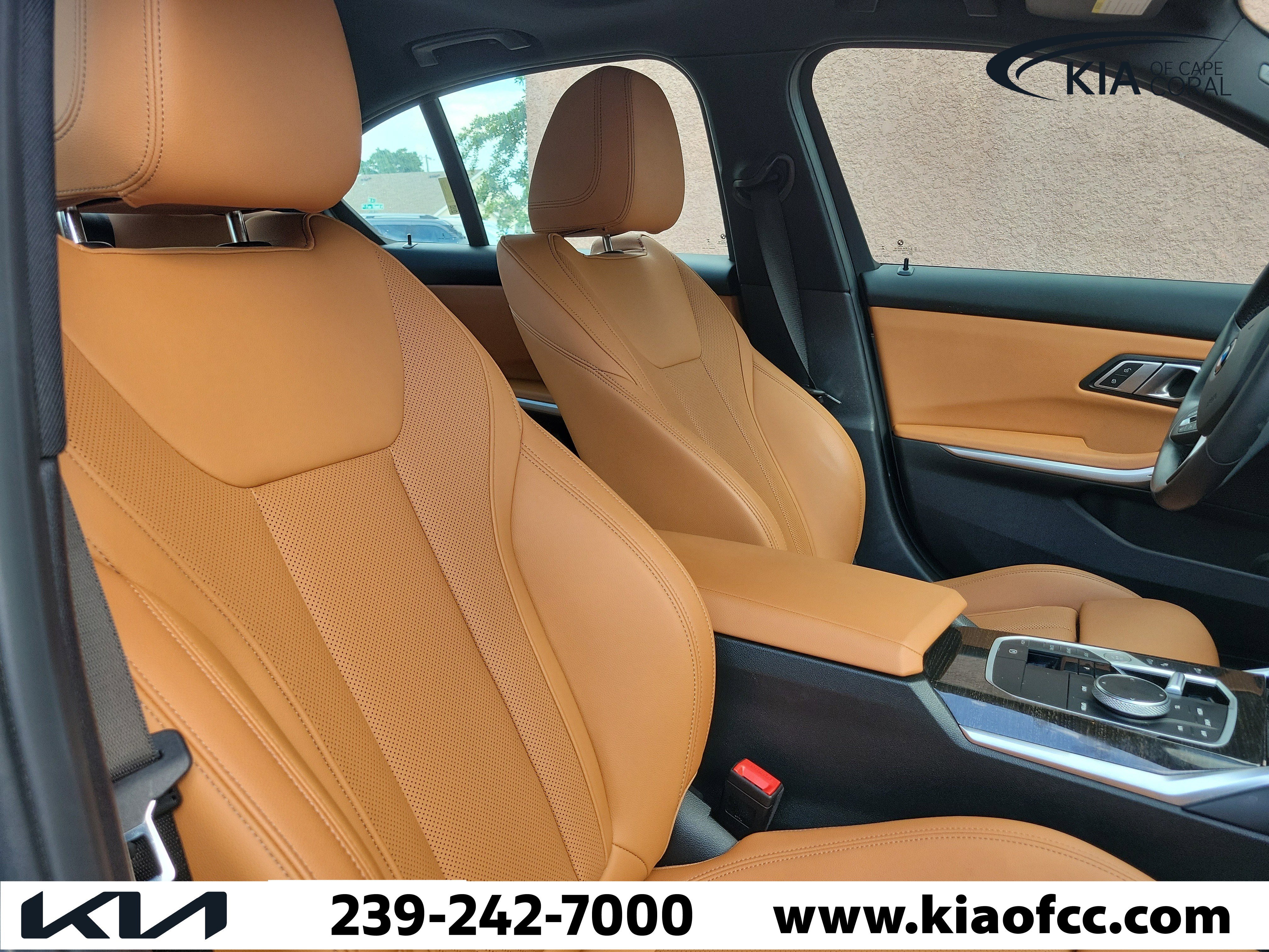 Used 2023 BMW 330i Sedan w/ Convenience Package RWD image 11