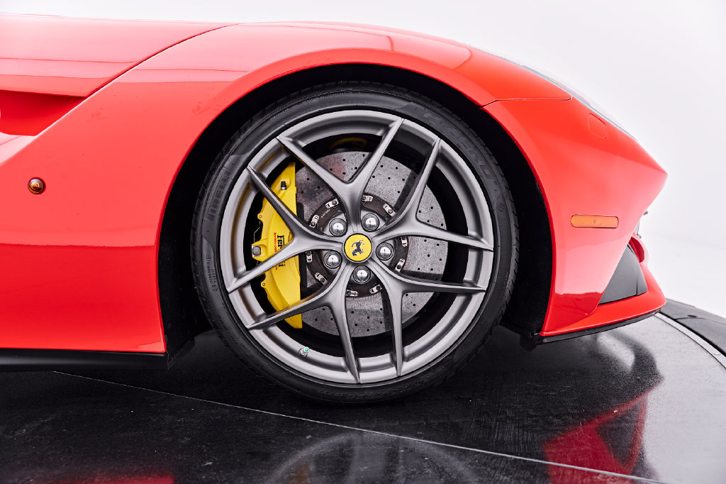 Used 2016 Ferrari F12 Berlinetta RWD image 40