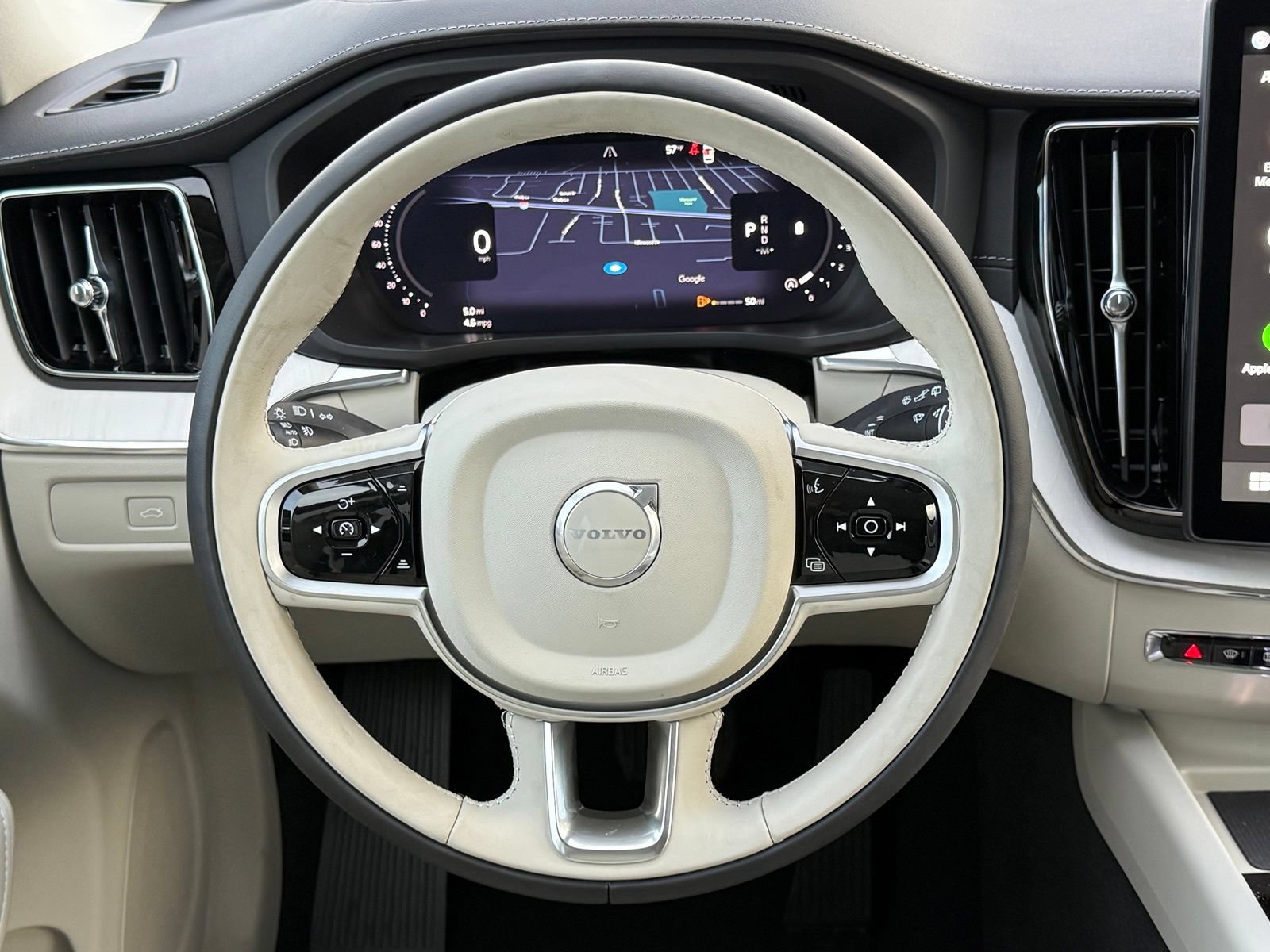 New 2026 Volvo XC60 B5 Ultra w/ Protection Package Premier AWD/4WD image 31